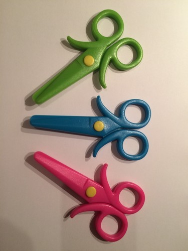 Papierschere kindgerecht in - -,
